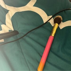 Pink and Gold Makeup Brush